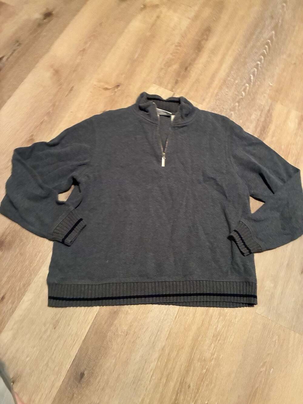 Liz Claiborne Liz & Co Gray Quarter-Zip Pullover Sweater with Striped Ribbing Si
